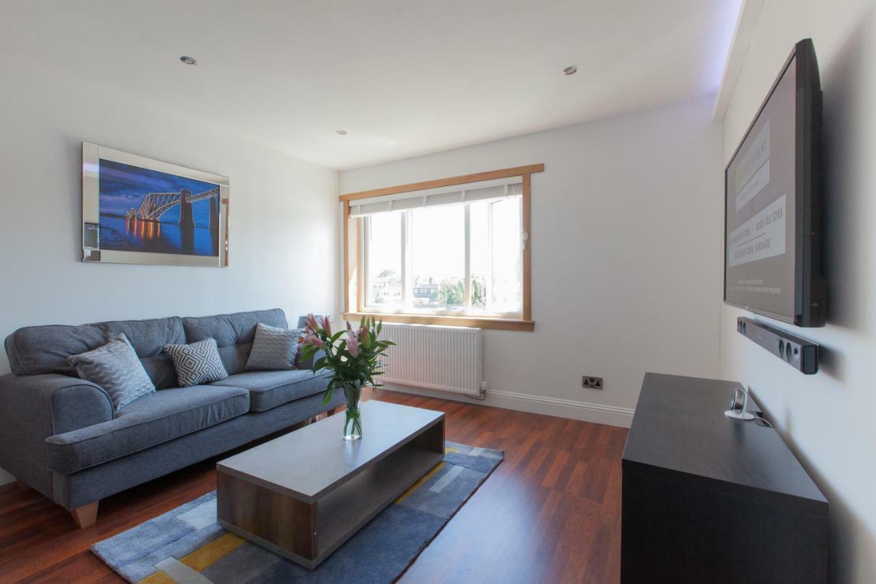 Leys Park Executive Apartments 던펌린 외부 사진