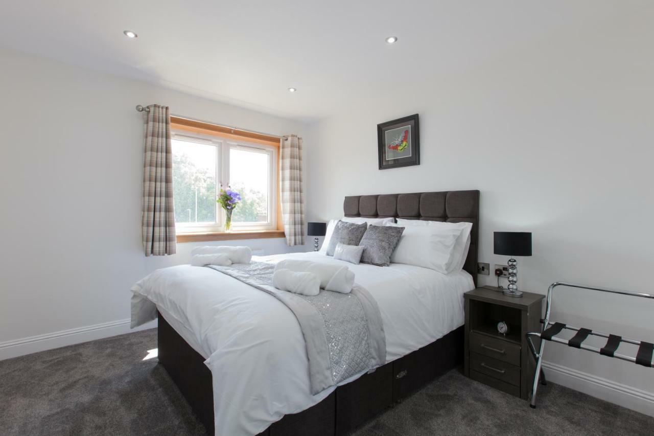 Leys Park Executive Apartments 던펌린 외부 사진