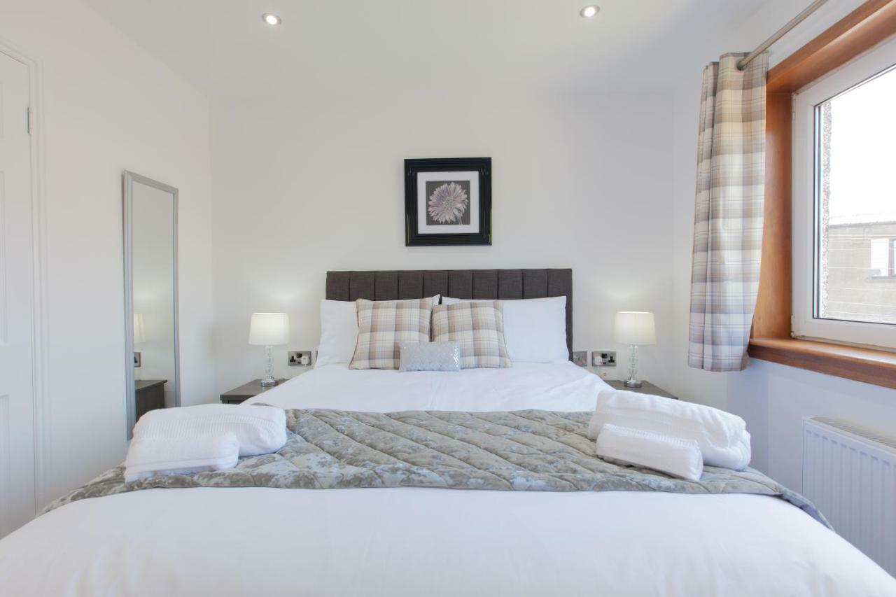 Leys Park Executive Apartments 던펌린 외부 사진