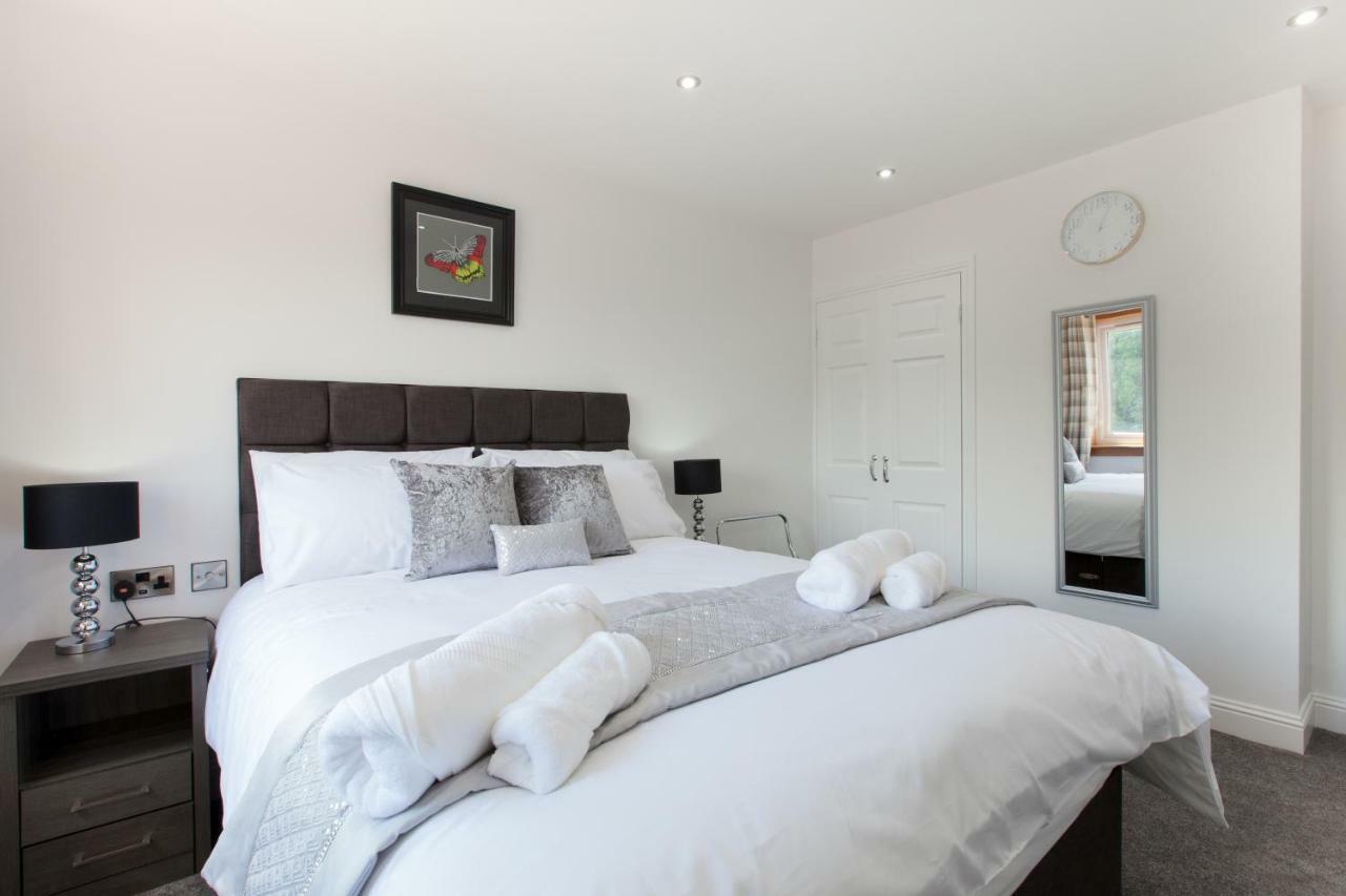 Leys Park Executive Apartments 던펌린 외부 사진