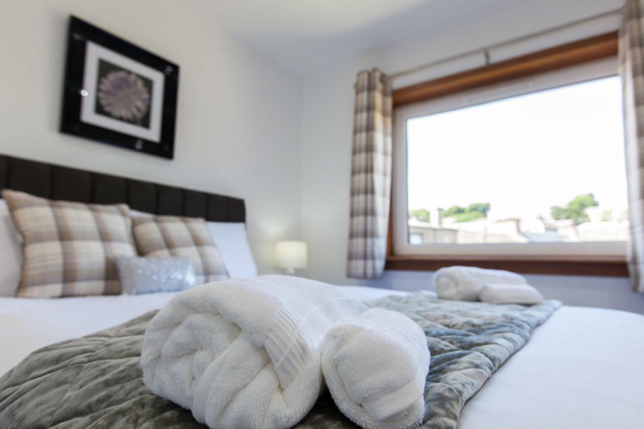 Leys Park Executive Apartments 던펌린 외부 사진